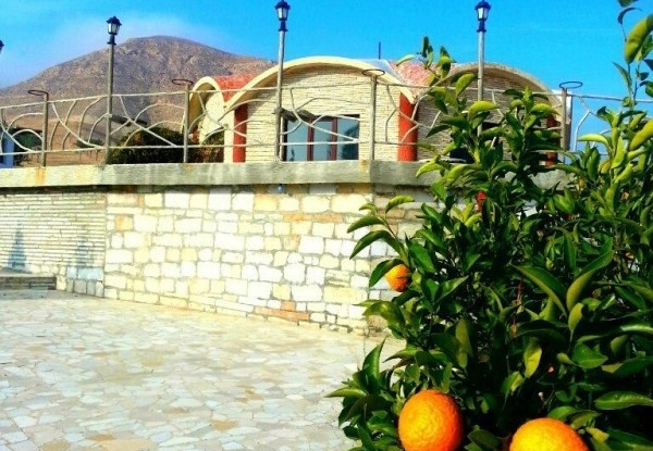 هتل دنا
