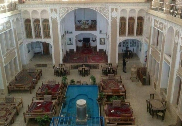 هتل والی